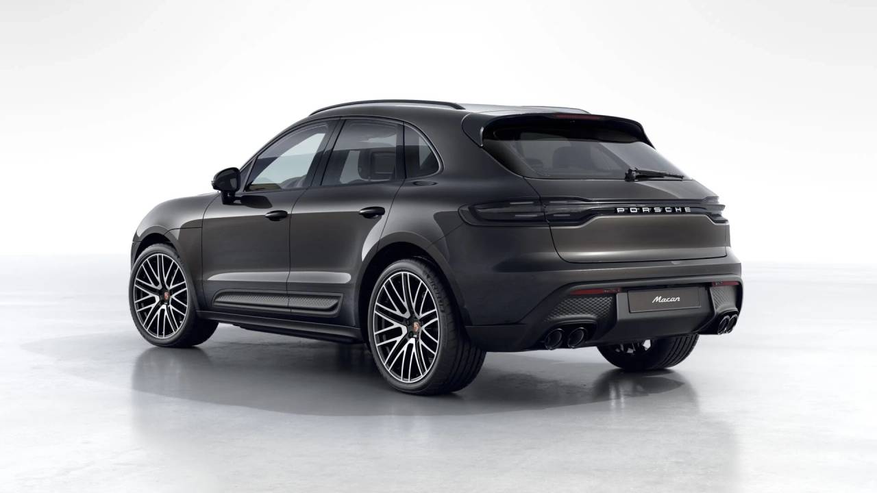 2026 Porsche Macan T photo 3