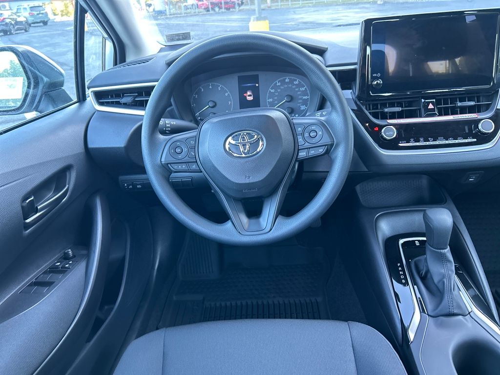 2025 Toyota Corolla LE photo 22