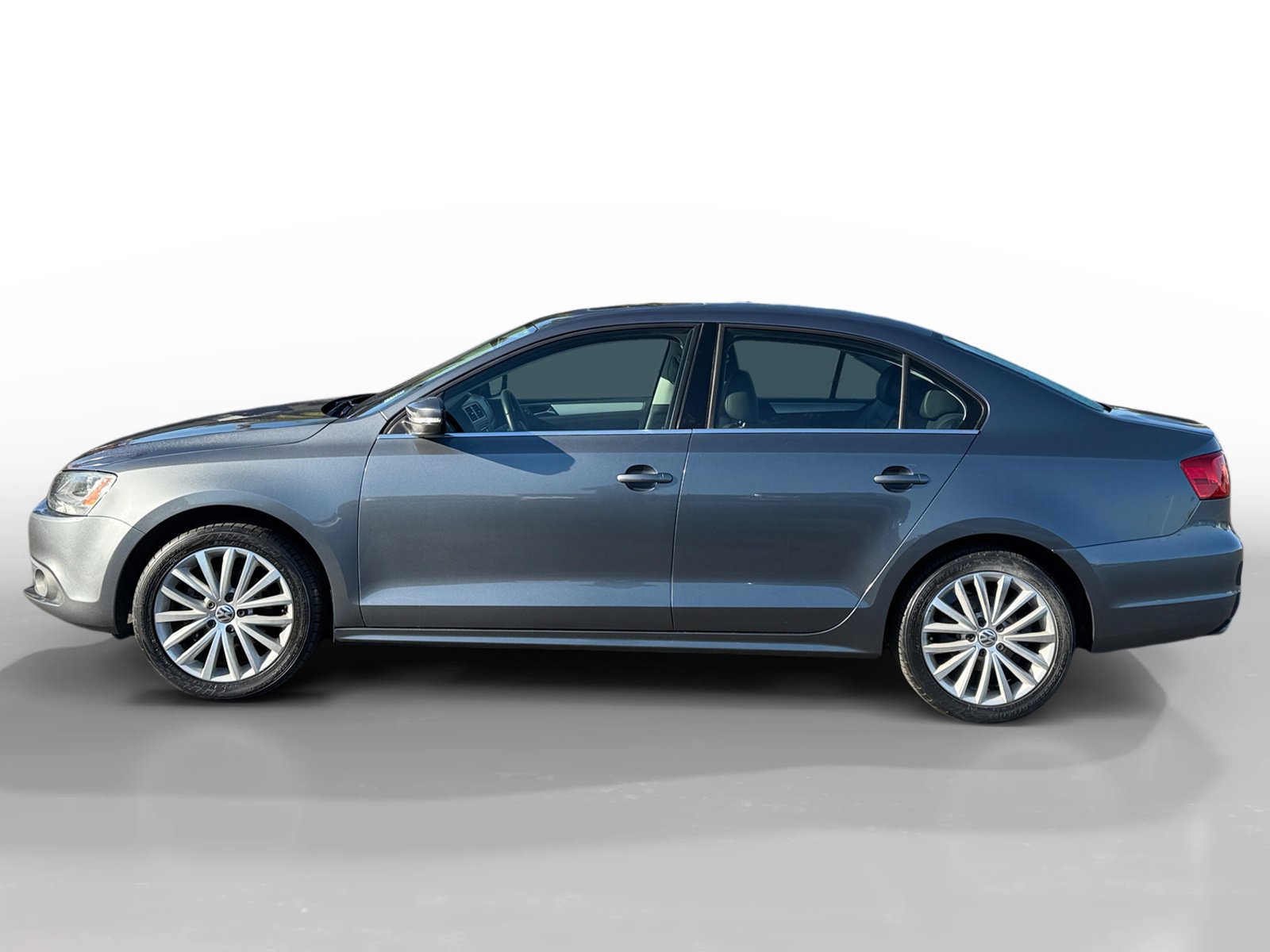 2012 Volkswagen Jetta SEL photo 2
