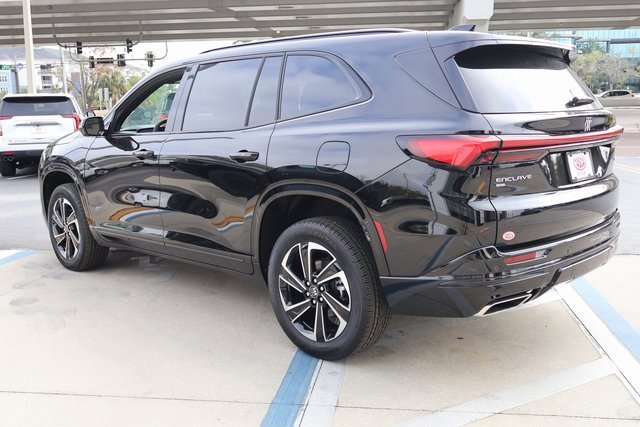 2025 Buick Enclave Sport Touring photo 4