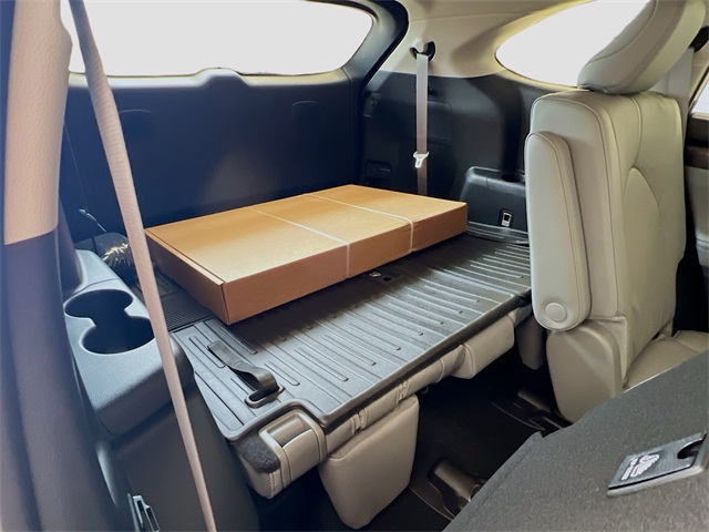2025 Toyota Highlander Limited photo 25