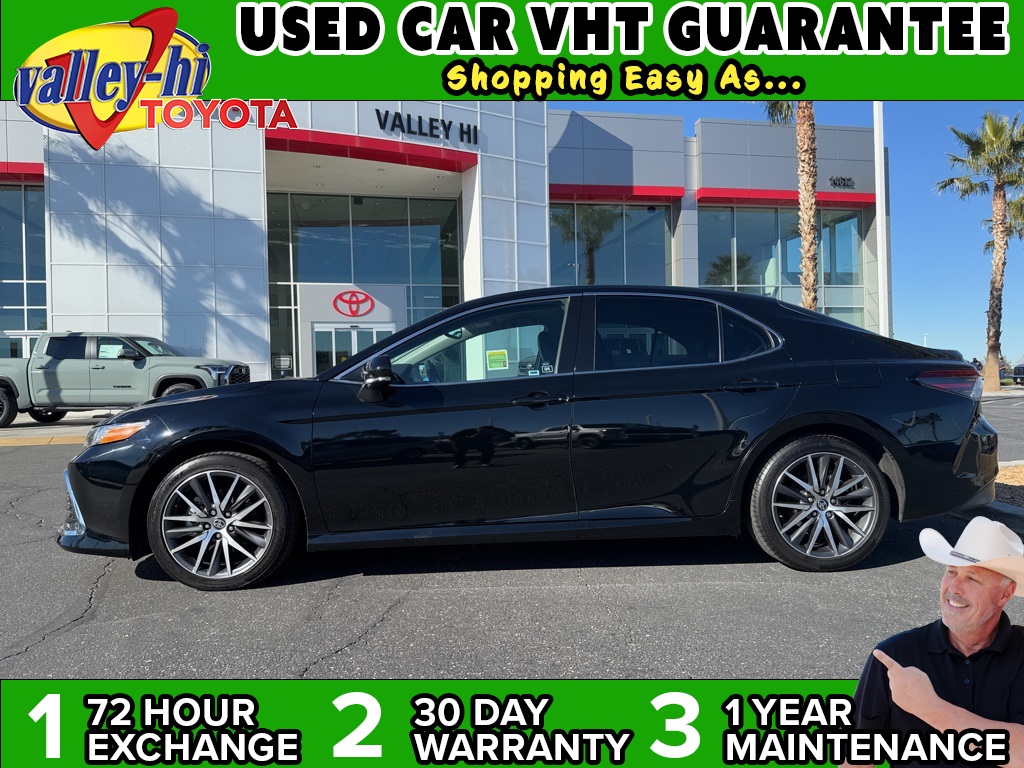 2024 Toyota Camry XLE's photo