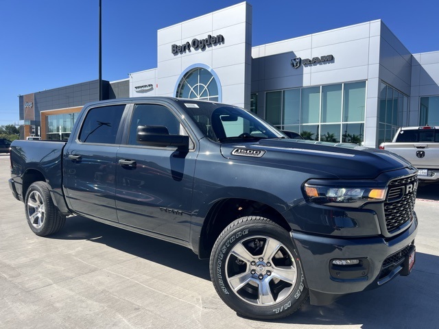 2026 RAM Ram 1500 Pickup Express's photo