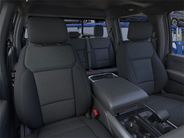 2025 Ford F-150 XLT photo 9