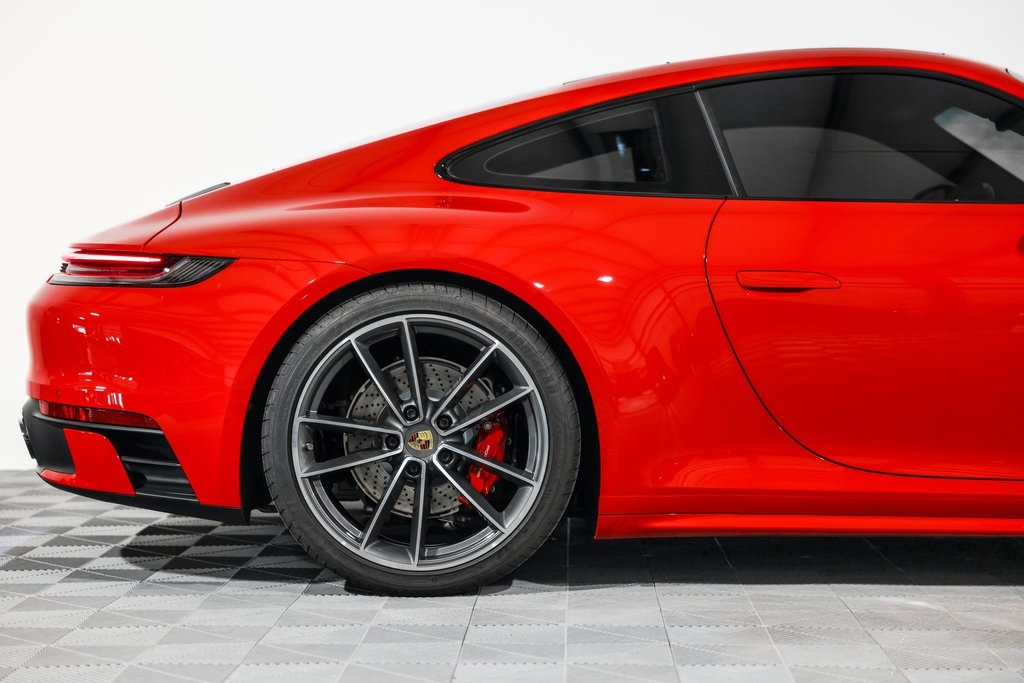 2020 Porsche 911 4S photo 2