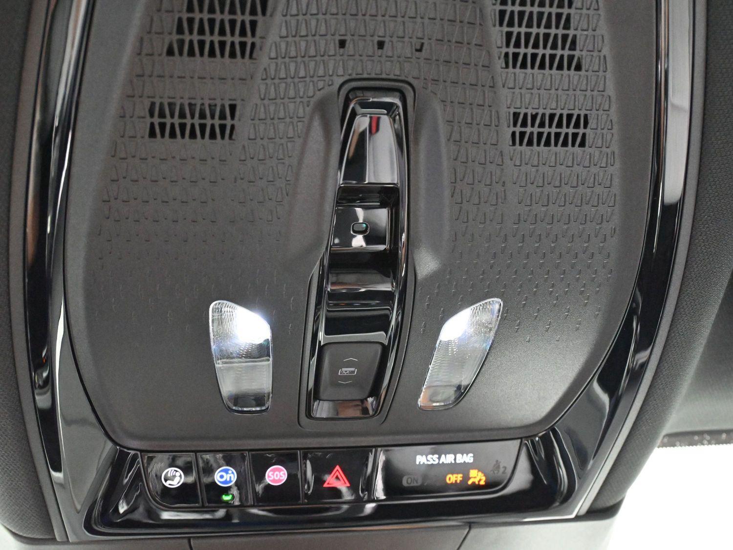 2024 Cadillac Lyriq Luxury photo 27