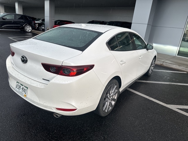 2020 Mazda Mazda3 Preferred photo 3