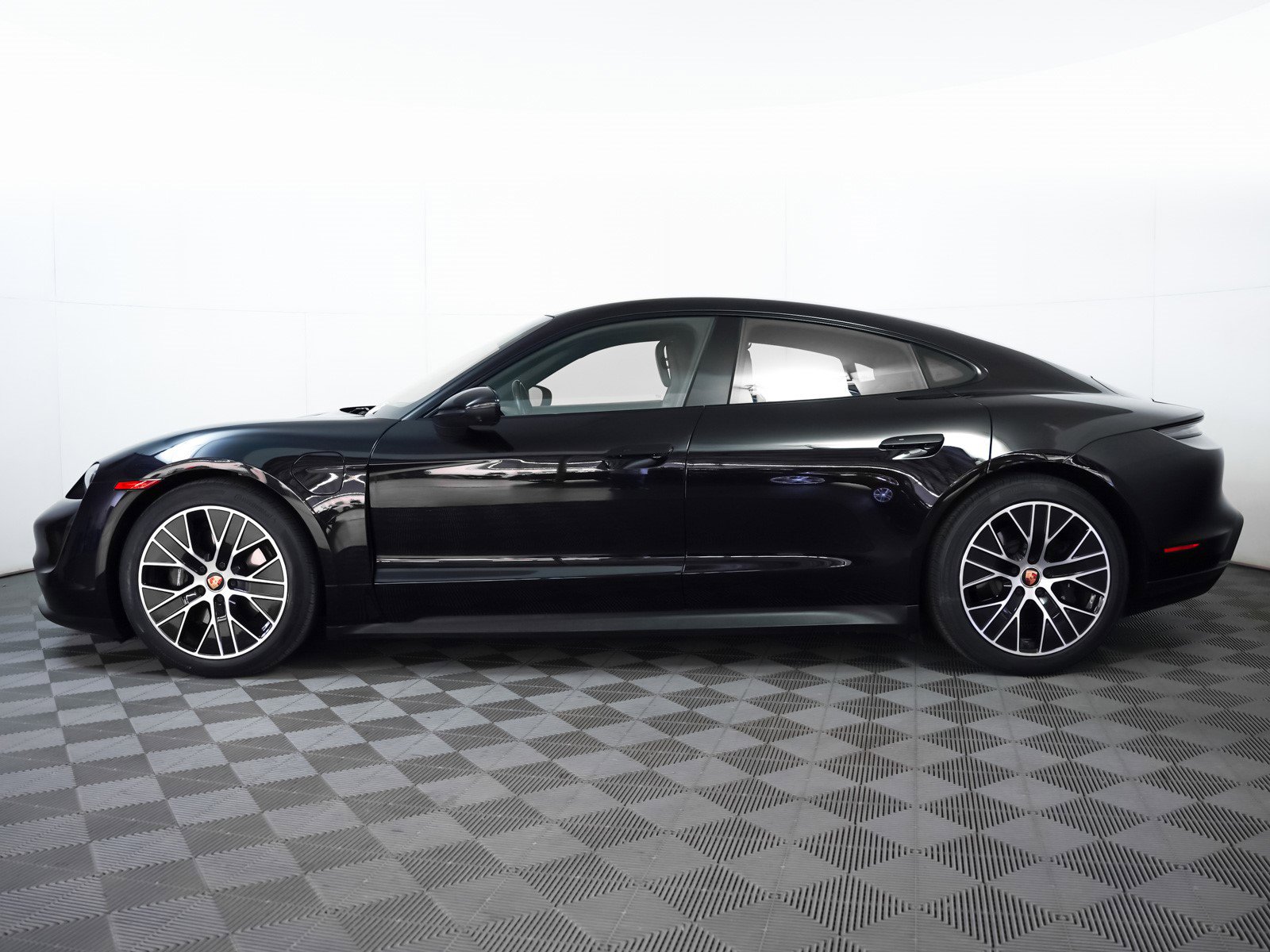 Certified 2022 Porsche Taycan Base with VIN WP0AA2Y16NSA11559 for sale in Riverside, CA