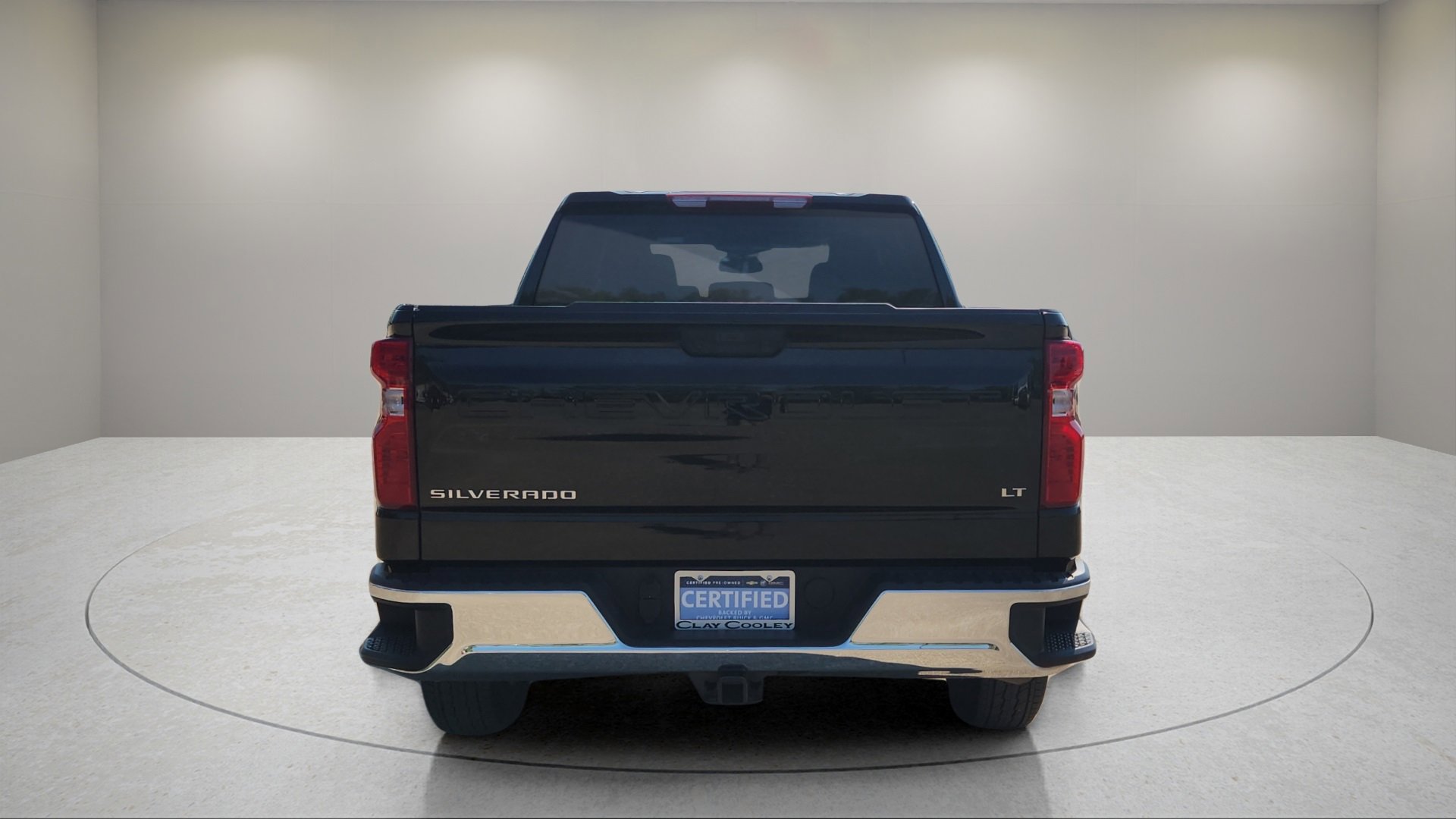 2025 Chevrolet Silverado 1500 LT photo 4