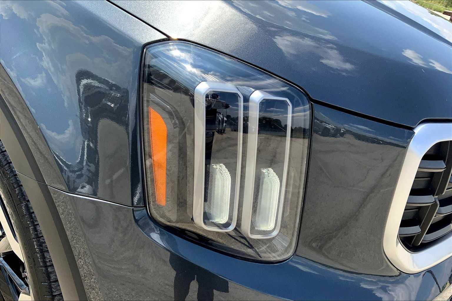 2023 Kia Telluride S photo 24