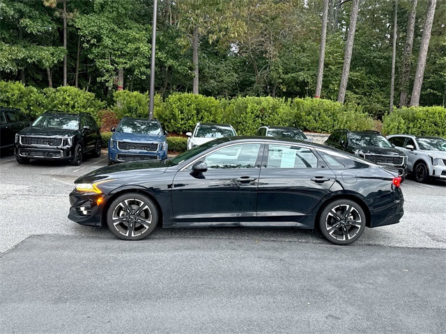 2023 Kia K5 GT-Line photo 2