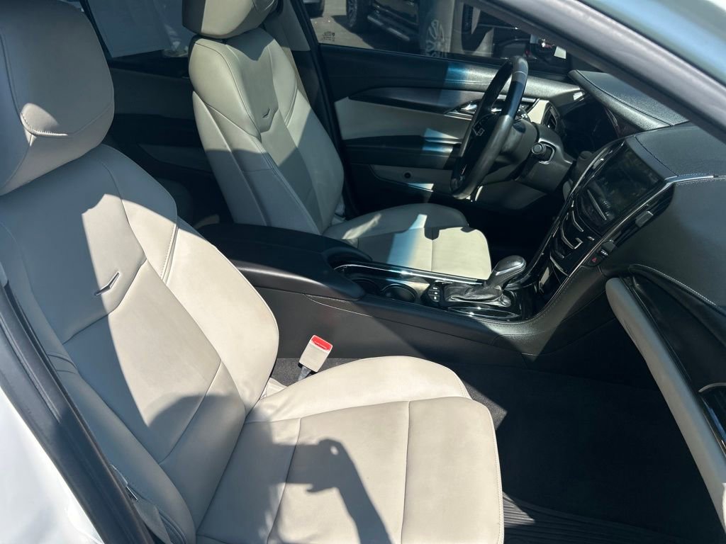 2017 Cadillac ATS Base photo 17
