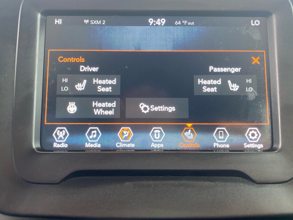 2019 Jeep Renegade Latitude North Edition photo 13