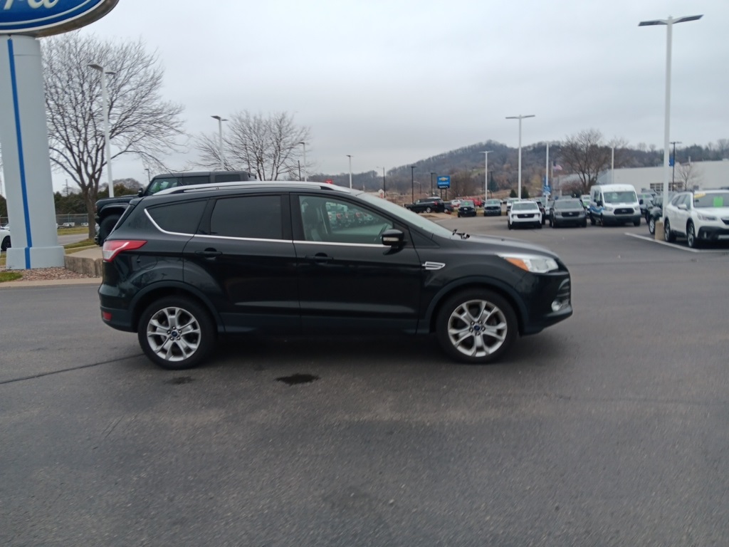 2015 Ford Escape Titanium photo 2