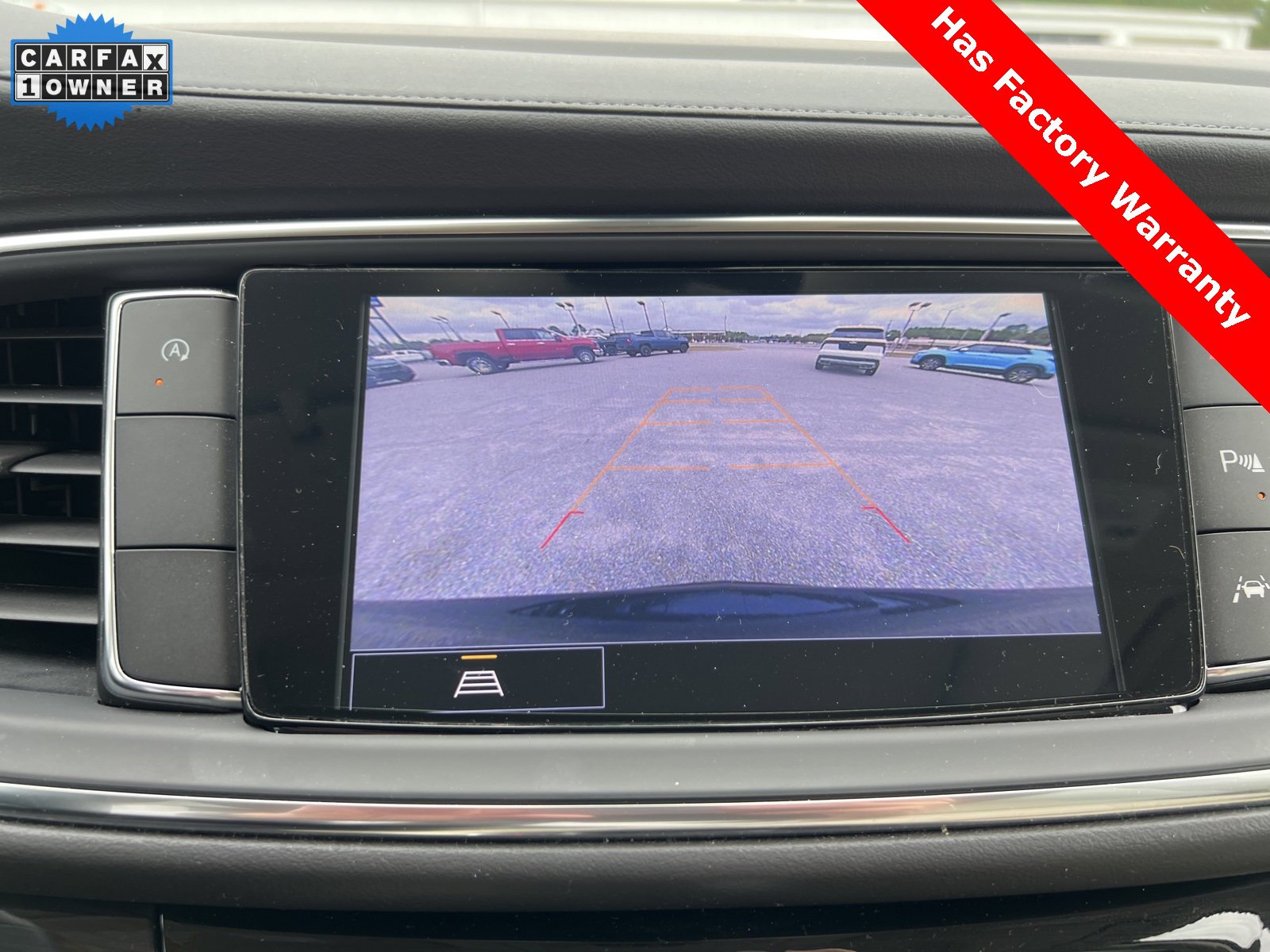 2023 Buick Enclave Essence photo 19