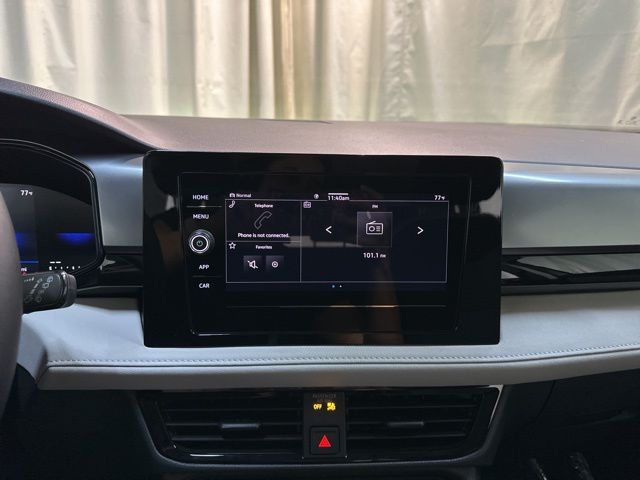 2025 Volkswagen Taos S photo 18