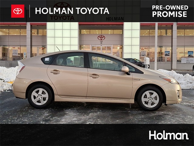 2010 Toyota Prius III's photo