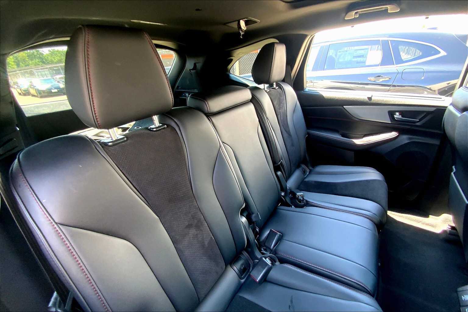 2024 Acura MDX SH-AWD A-Spec photo 15