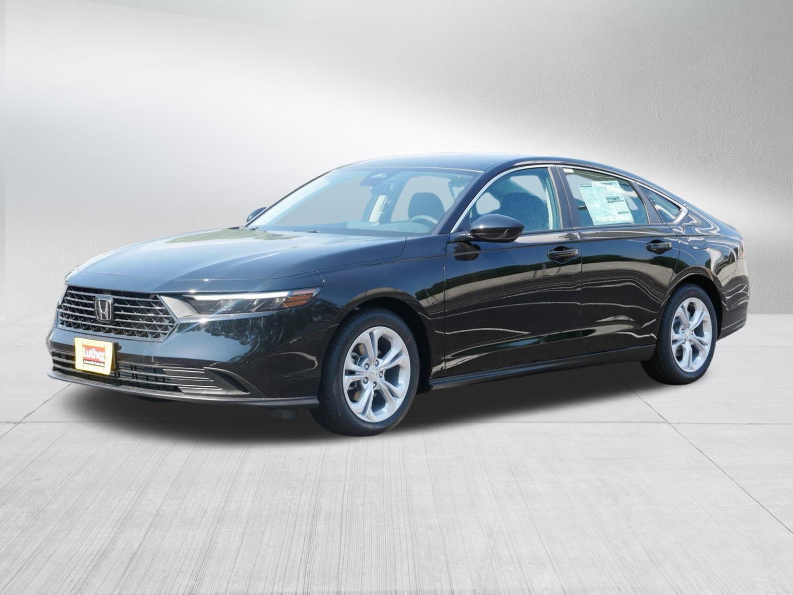 2025 Honda Accord LX photo 3
