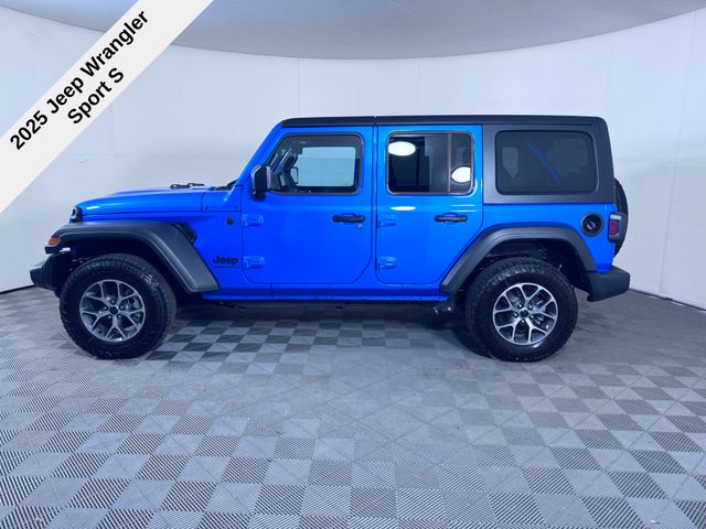 2025 Jeep Wrangler Sport S photo 4