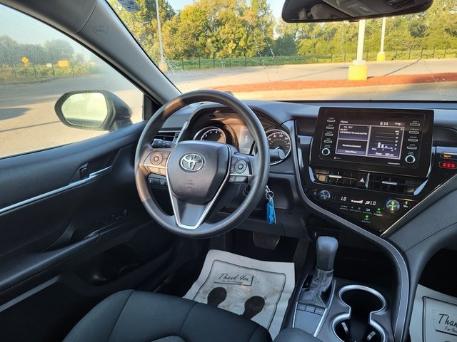 2023 Toyota Camry LE photo 15