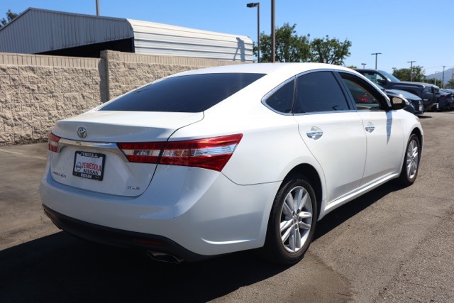2013 Toyota Avalon XLE photo 3