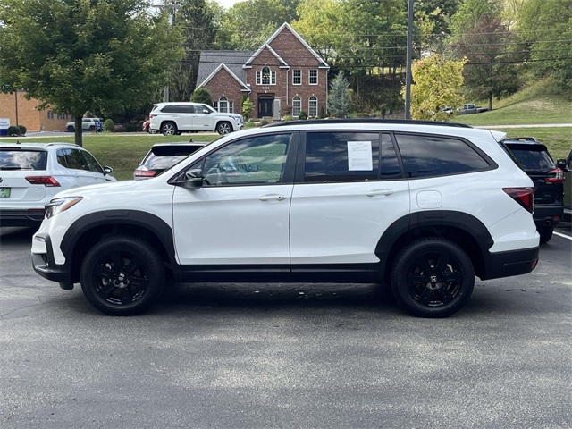 2022 Honda Pilot TrailSport photo 6