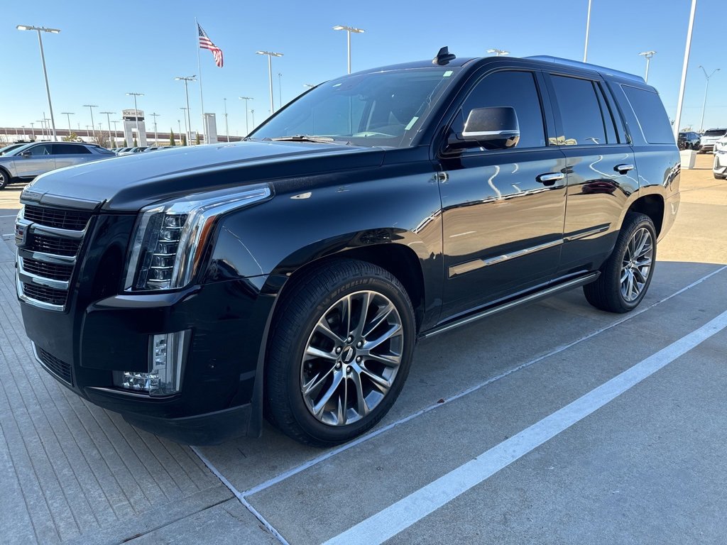 2020 Cadillac Escalade Premium Luxury's photo