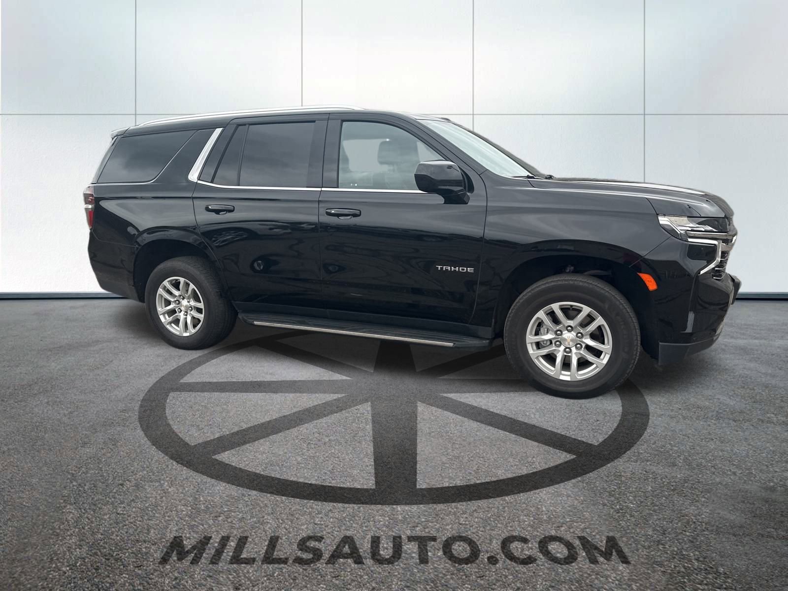 2024 Chevrolet Tahoe LT photo 3