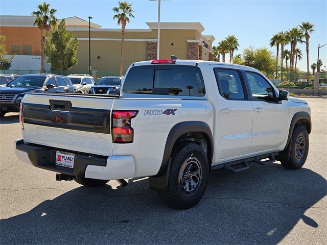 2026 Nissan Frontier PRO-4X photo 3