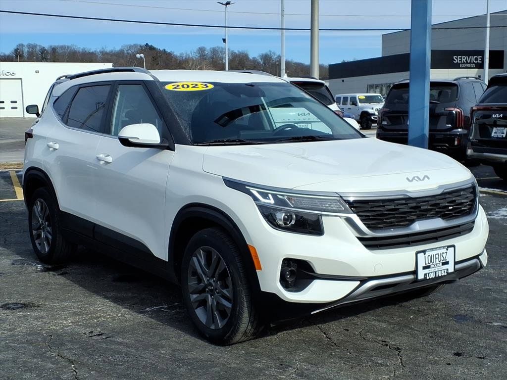 2023 Kia Seltos S