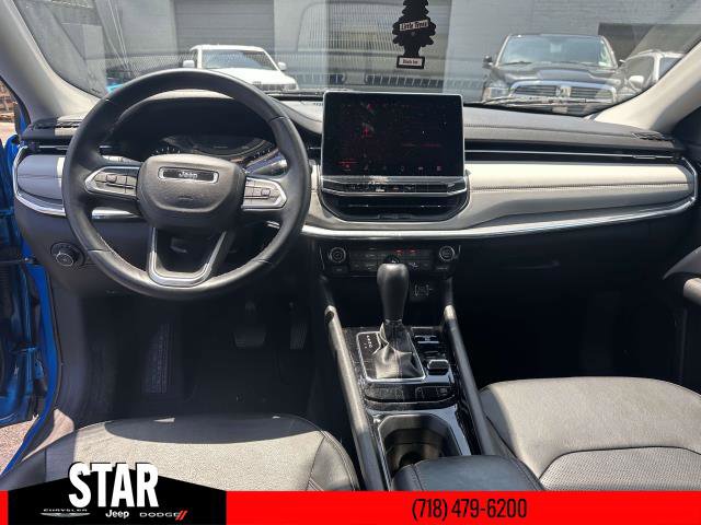 2022 Jeep Compass Limited photo 16