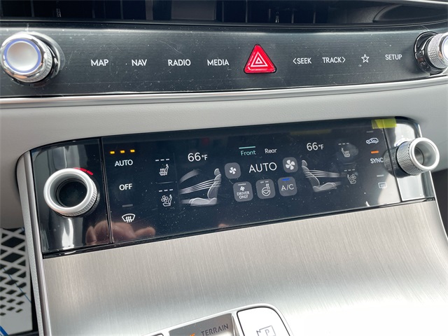 2026 Genesis Electrified GV70 Advanced photo 41