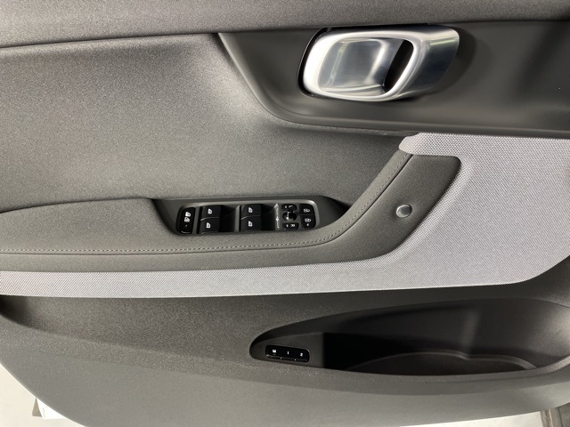 2022 Polestar PS2 e-FWD photo 12