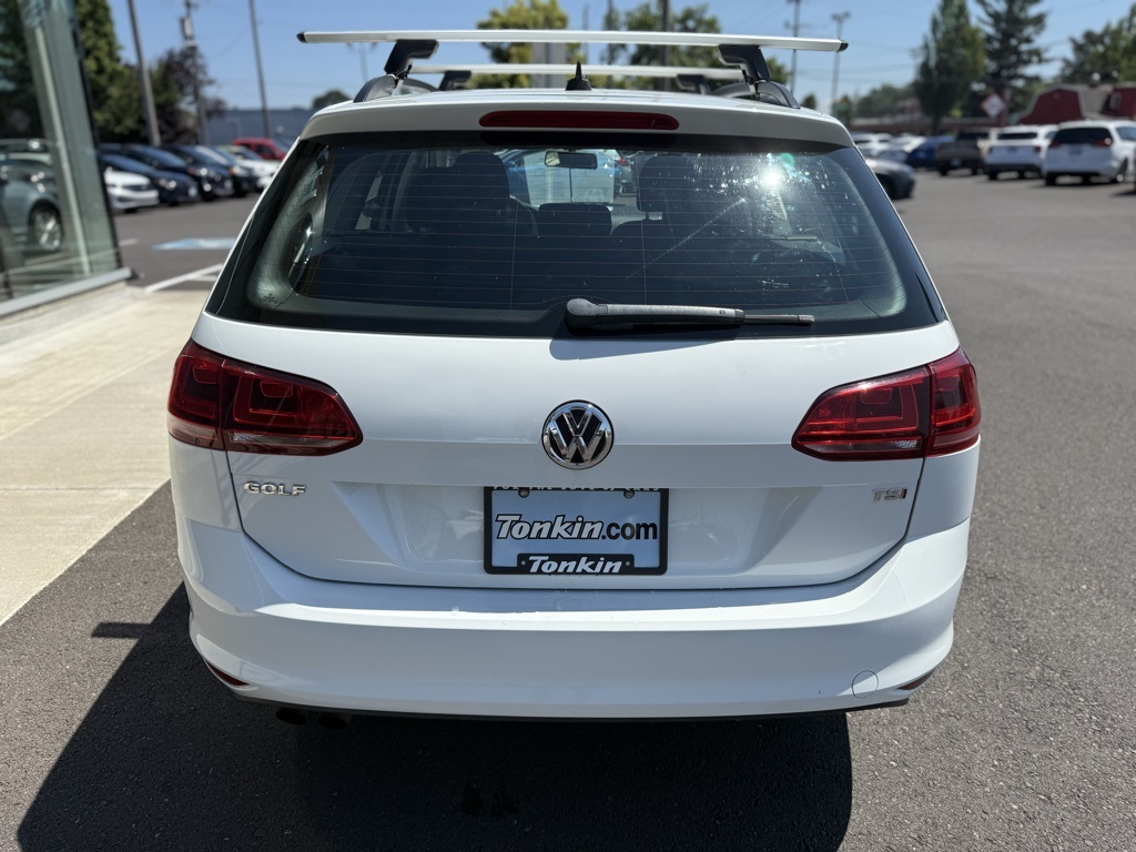 2017 Volkswagen Golf SportWagen S photo 4