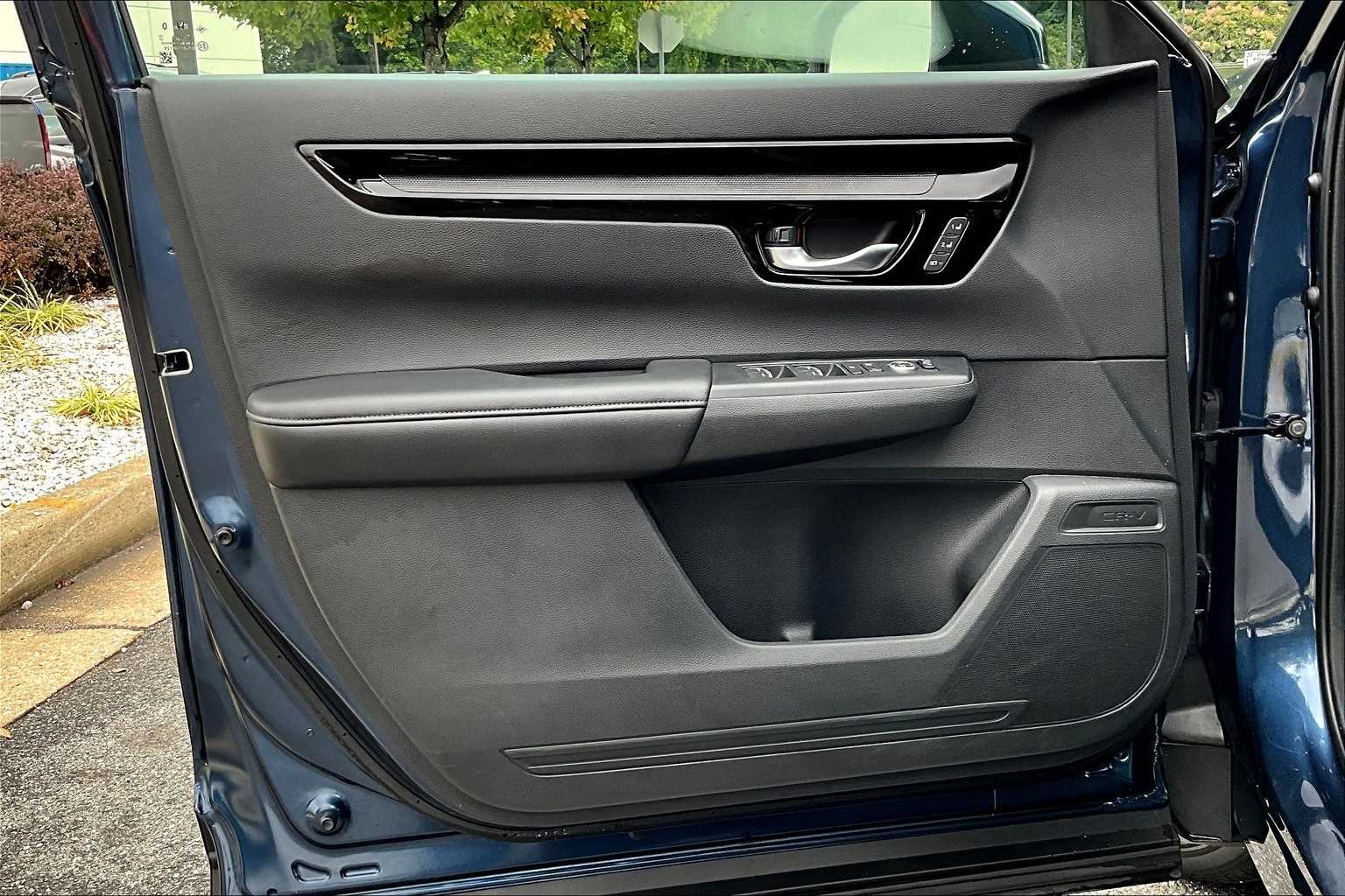 2024 Honda CR-V EX-L photo 17