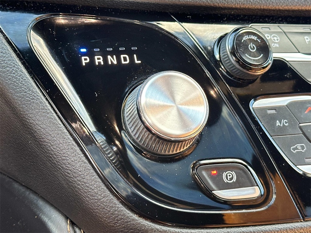 2021 Chrysler Pacifica Hybrid Pinnacle photo 19