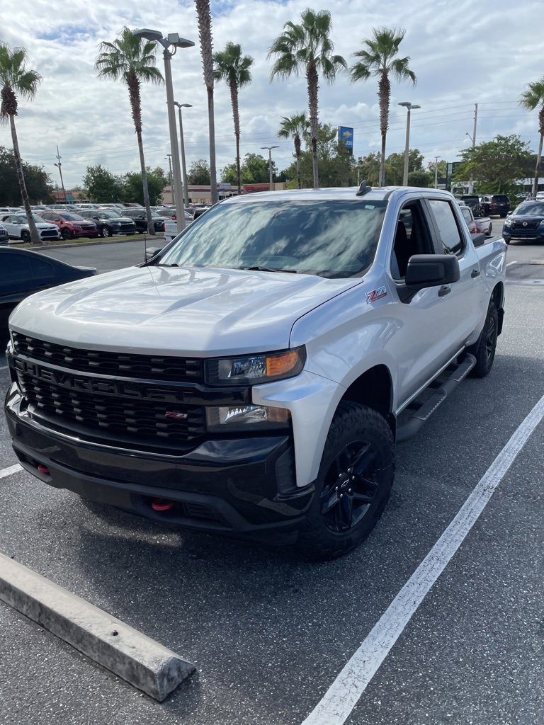2019 Chevrolet Silverado 1500 Custom photo 2