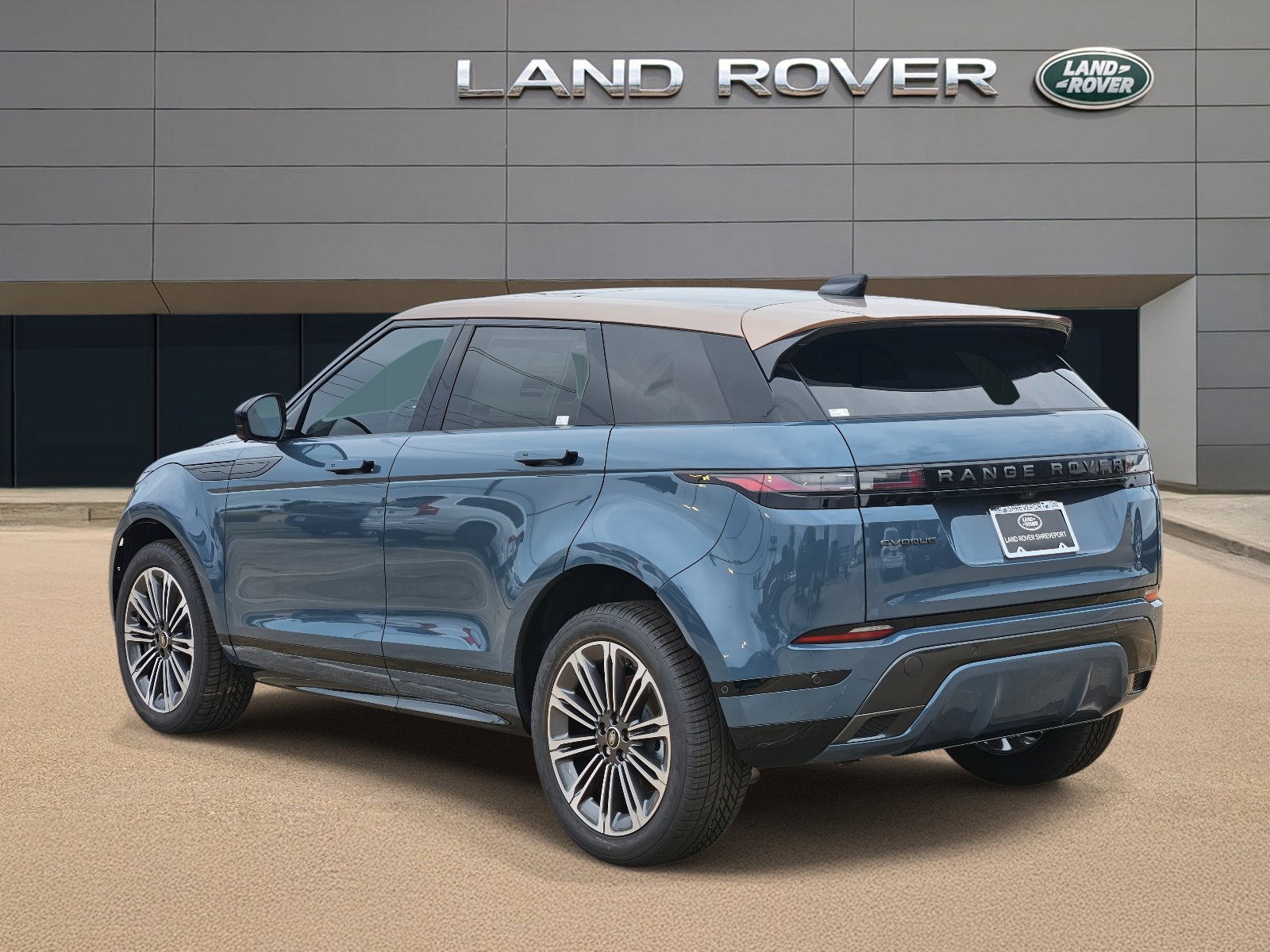 2026 Land Rover Range Rover Evoque Dynamic SE photo 6