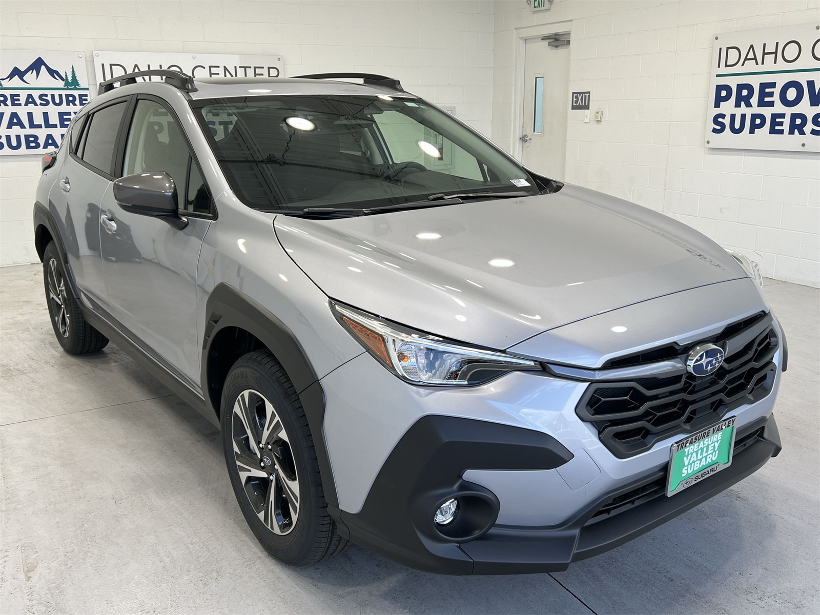 2025 Subaru Crosstrek Premium photo 2