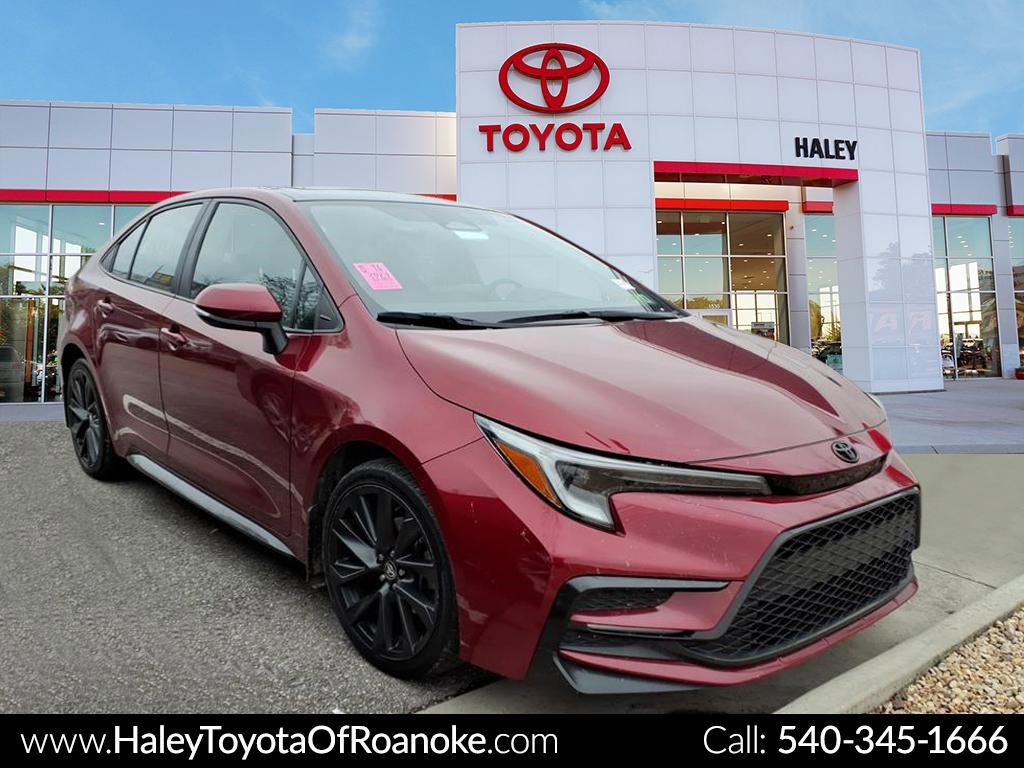 2023 Toyota Corolla SE's photo