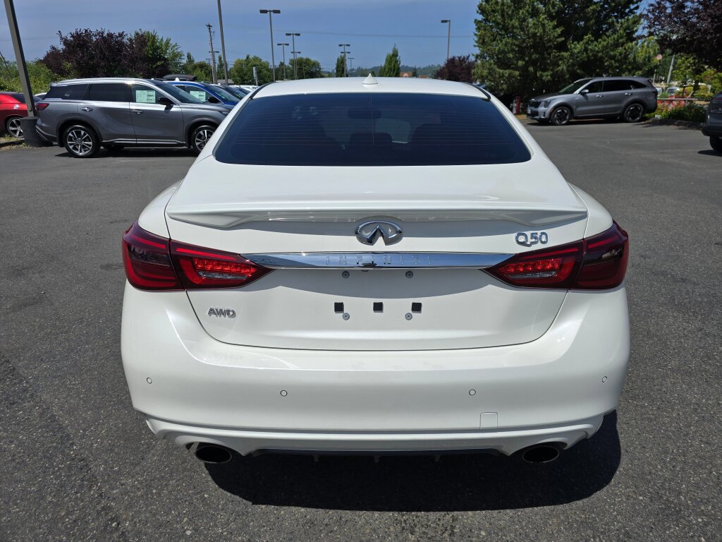 2024 Infiniti Q50 LUXE photo 5