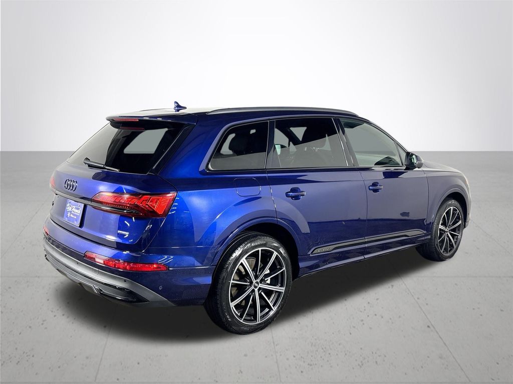 2022 Audi Q7 55 Premium Plus photo 6