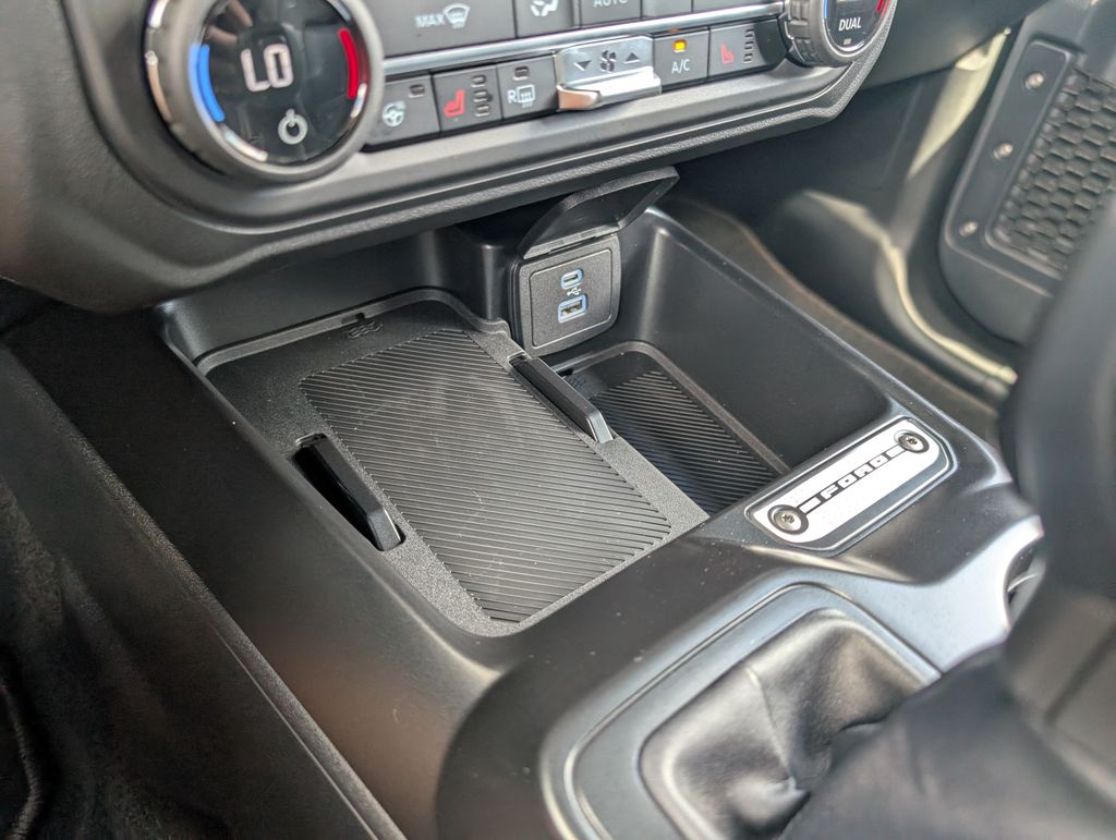 2025 Ford Bronco Outer Banks photo 13