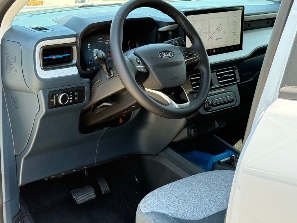 2025 Ford Maverick XLT photo 6