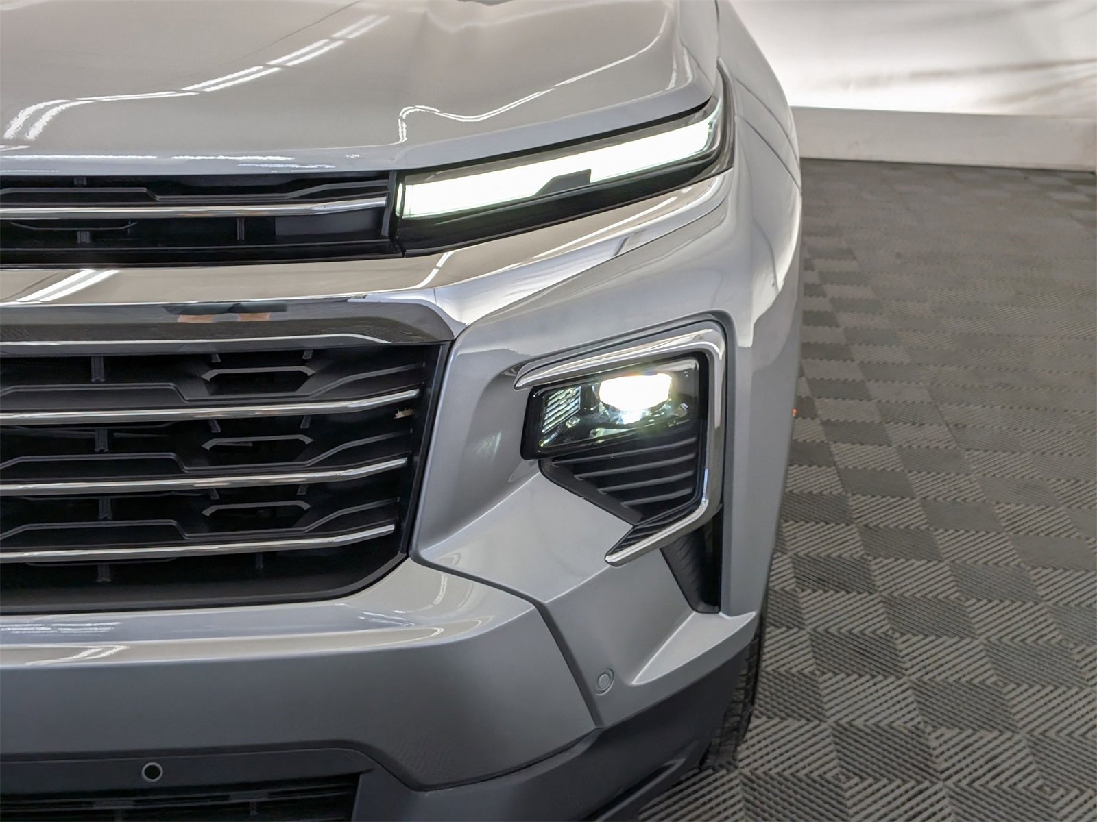 2026 Chevrolet Traverse photo 10