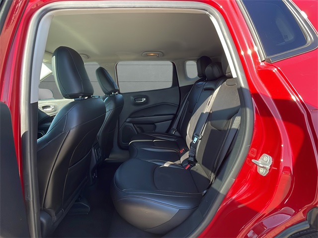 2021 Jeep Compass Latitude photo 15