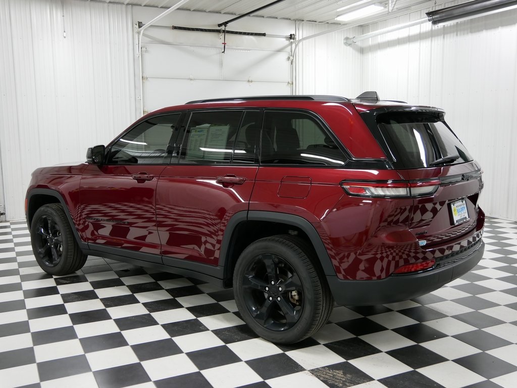 2023 Jeep Grand Cherokee Limited photo 5
