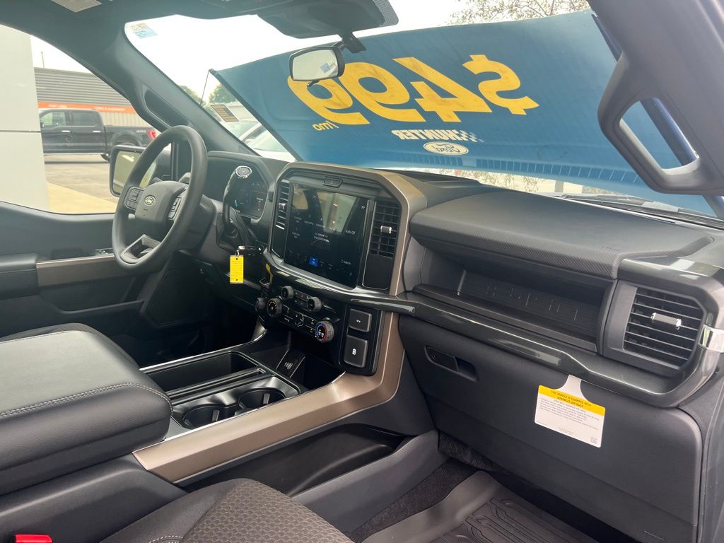 2025 Ford F-150 STX photo 15