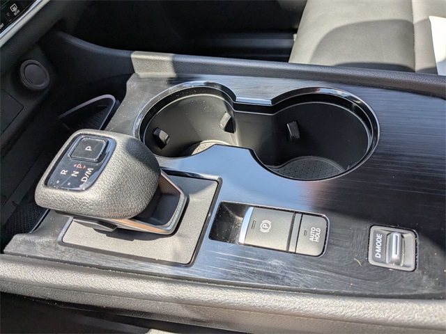 2024 Nissan Rogue SL photo 25